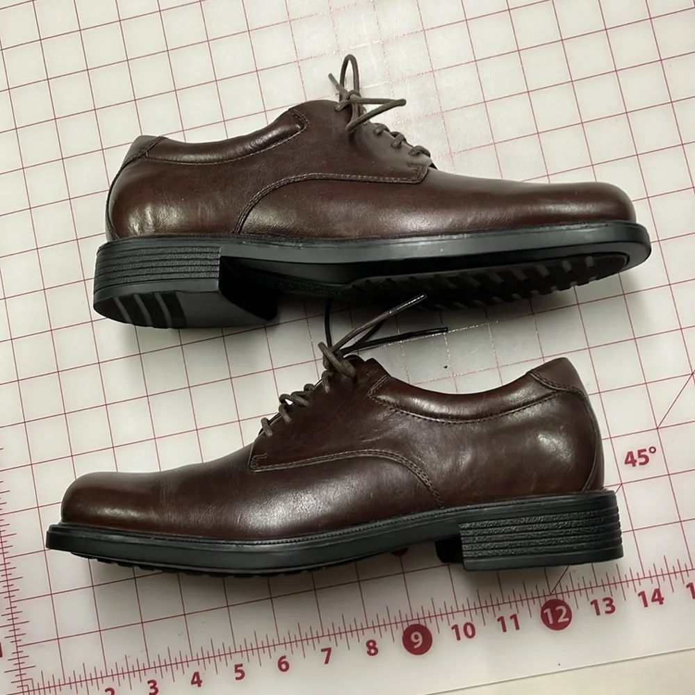 ROCKPORT Men's "Margin Oxford" Lace Up Brown Leather Career Casual Shoe SZ 8.5 - Picture 13 of 16